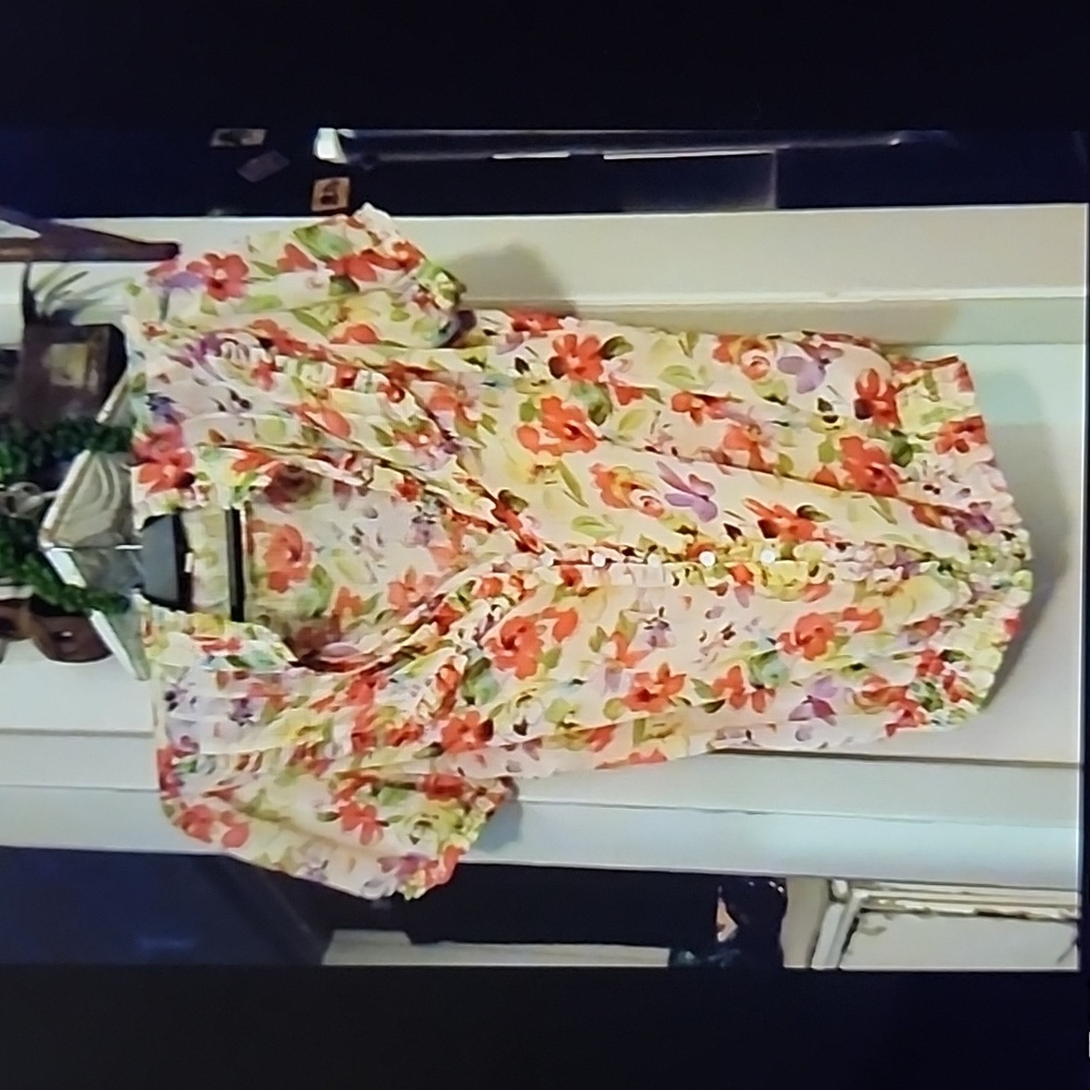 ADORABLE Rue21 Blouse